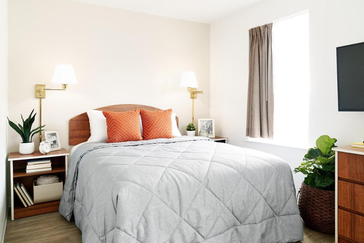 Intown Suites Extended Stay Oklahoma Ok - Едмонд Екстер'єр фото